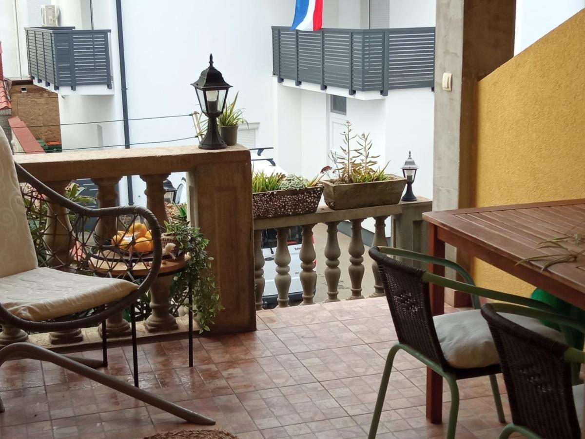Apartments Tomic Vodice Dış mekan fotoğraf